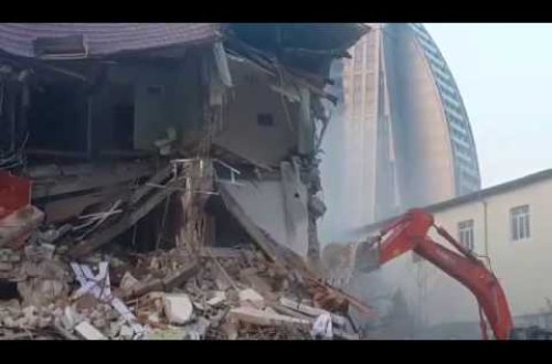 Bakıda bir gecəyə sökülən otelin sirri açıldı! - 10 milyon təklif edən “elçiləri” qovdu və… - ŞOK