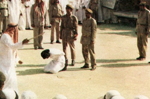 ÖLKƏ TARİXİNDƏ İLK: Şahzadə edam edildi - VİDEO