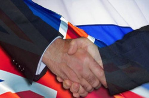 Rusiyanın ABŞ-ın “ürəyinə yol tapmaq” istəyi Britaniyadan keçir