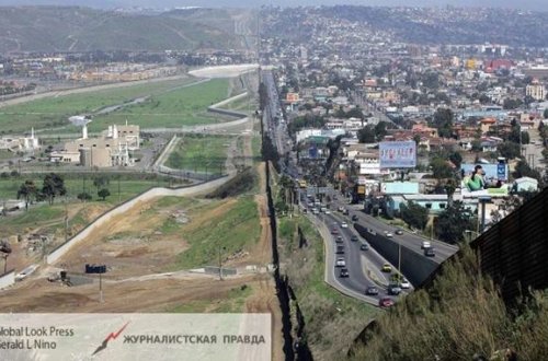 ABŞ-la Meksika sərhəddində 15 milyardlıq divar