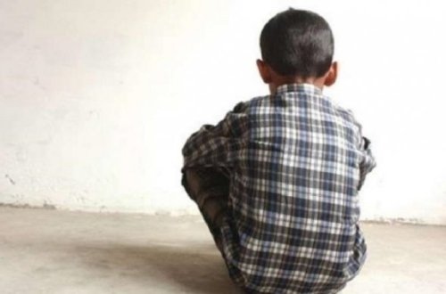 55 yaşlı kişi 10 yaşlı oğlanı zorladı - Azərbaycanda şok hadisə