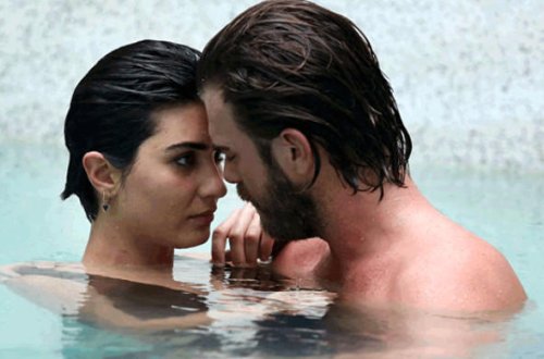 Reytinqli serialda kimsənin fikir vermədiyi maraqlı DETAL - VİDEO  