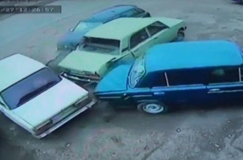 Zəncirvari qəza anbaan kameraya düşdü – VİDEO