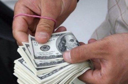 Bakı şəhər sakininə qarşı 30 min dollarlıq dələduzluq edilib