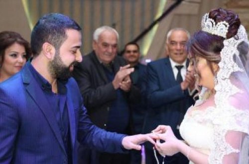 Azərbaycanlı aparıcı evləndi FOTOLAR