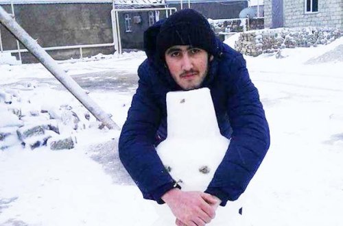 “Ürəyindən güllələnib” - Cəbhədə vəfat edən əsgərin əmisi