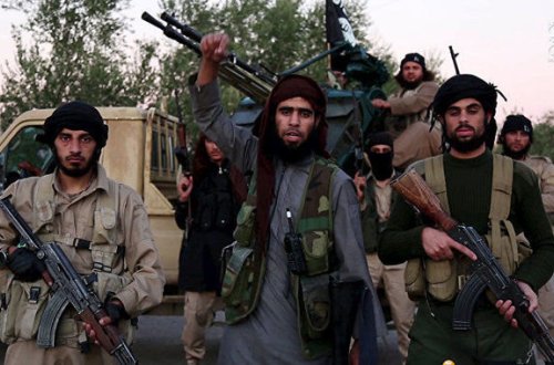 Yaraqlıları dəstəkləmək üçün yeddi nəfər Almaniyada kilsələri qarət edirdi