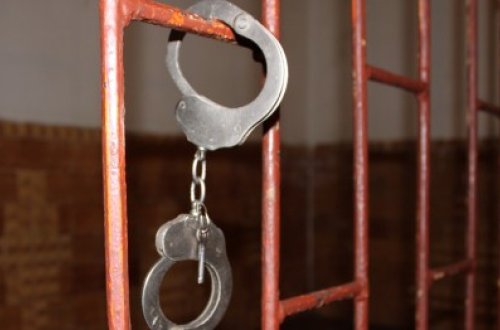 Bakıda qətl törədən 20 yaşlı gəncə 10 İL HƏBS