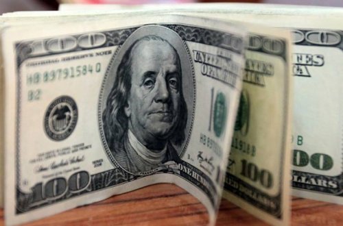 Trampdan ŞOK qərar — dollar yenə ucuzlaşacaq?