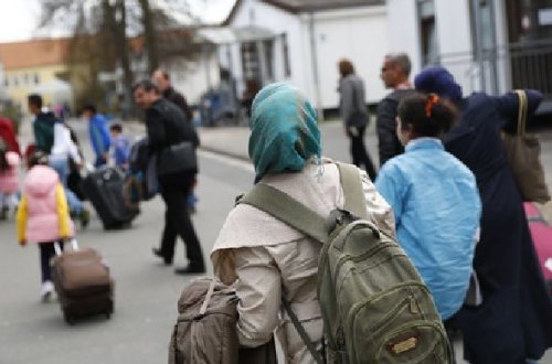 Almaniya vətəninə geri qayıdan qaçqınlara pul ödəyəcək