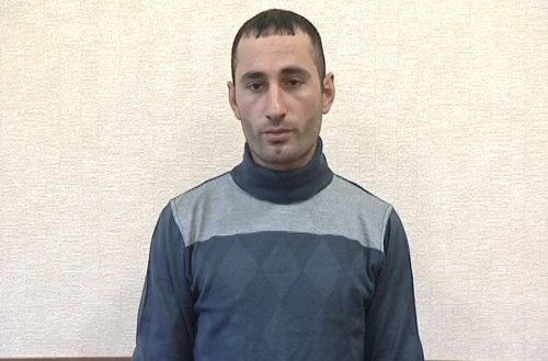 Bakıda istifadəyə yararsız avtomobil təkərlərinin satışı ilə məşğul olan şəxs saxlanılıb