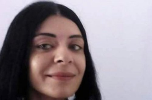 Qandonduran hadisə ANBAAN KAMERADA: Arvadını küçənin ortasında... - VİDEO