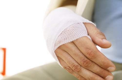 Baş travmatoloqdan sınıqçılara müraciət edənlərə — XƏBƏRDARLIQ