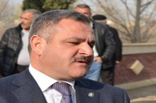 İcra başçısı Tərtərdə kortejlə gəzir