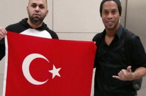 Ronaldinyo Türkiyədə