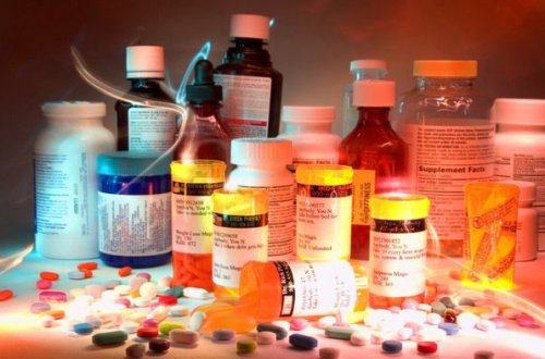 Dərman bazarında monopoliya: Qiymətlər süni şişirdilib