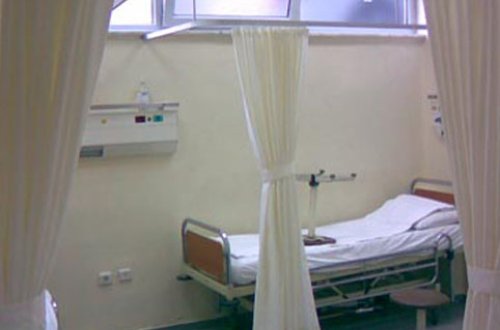 Azərbaycanda 10 xəstəxana BAĞLANDI