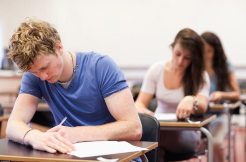 Ali məktəblərə qəbul qaydaları dəyişdi