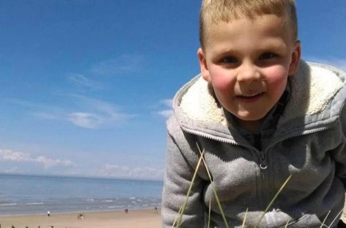 Ata 5 yaşlı oğlunu döyüb, öldürdü - yatağını islatdığına görə - FOTO