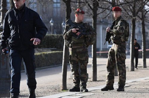 Parisi partlatmaq istəyən terrorçular tutuldular - Biri 16 yaşlı qızdır