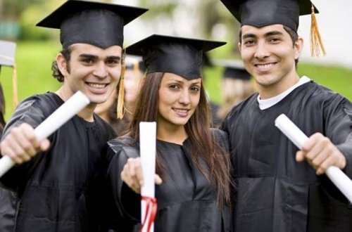Azərbaycanda hansı universitet məzunları işlə təmin edir?