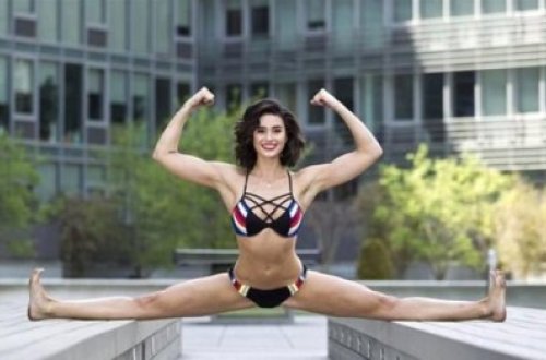 Qızı Vandamın yolunu davam etdirir - FOTO