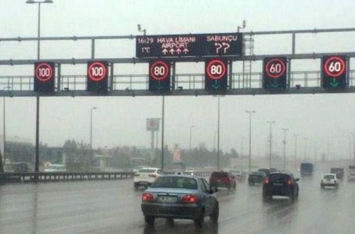 Bakı yollarında hərəkət sürəti endirildi - FOTO