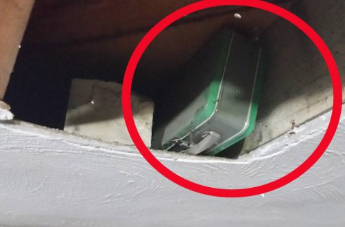 Təmir zamanı evinin divarını dağıdan şəxs həyatının şokunu yaşadı - FOTOLAR