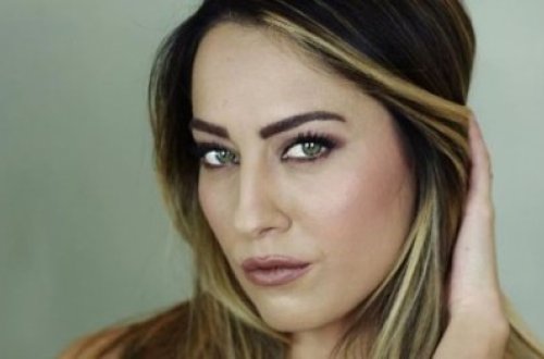 Məşhur model: Qalib komandanın bütün futbolçuları ilə yatacam