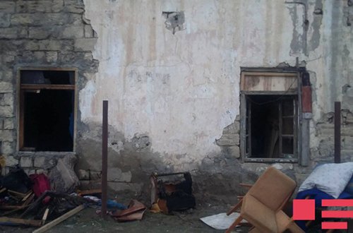 2 aylıq körpə evdə yanaraq öldü - Anası çöldə idi + dəhşətli fotolar