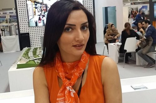 Seks videosu yayılan qadının internet faciəsi - FOTO