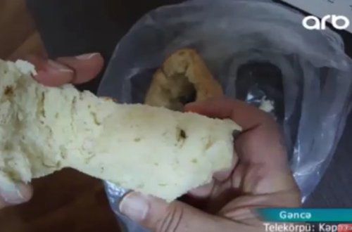 Azərbaycanda çörəyin içində siçovul nəcisinin olduğu təsdiqləndi - Video