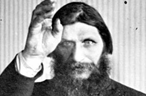 Başına meteroit düşdü, fil nəcisində boğuldu - QƏRİBƏ ÖLÜMLƏR - FOTOLAR