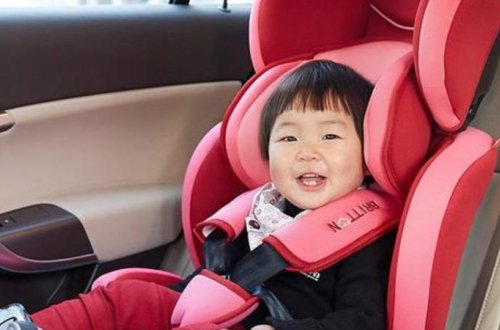 12 yaşınadək uşaq avtomobildə oturacaqsız daşınsa, 60 manat cərimə olunacaq - RƏSMİ