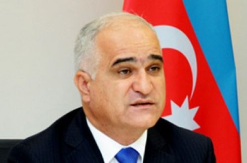 Şahin Mustafayev İrana gedir