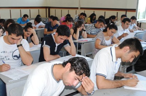 Azərbaycanda İLK: İmtahandan kəsilən abituriyentlər də tələbə ola bilər - VİDEO
