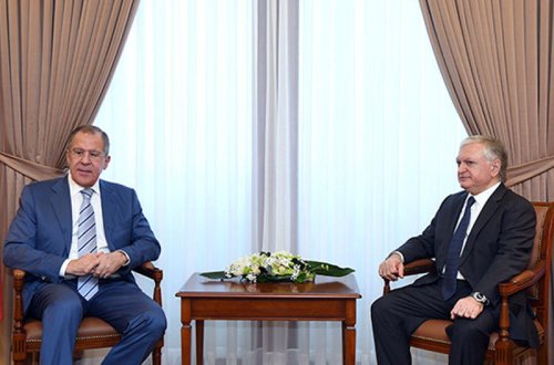 Lavrov erməni həmkarını təltif etdi - 