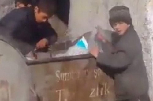 Hər kəs Sumqayıtdakı zibilyığan bu uşaqlardan danışır - VİDEO