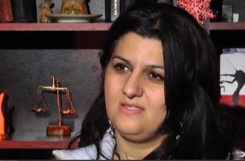 Azərbaycanda RƏZALƏT! Qadın ərini yataqda bacısıyla tutdu: Toyumun səhəri günü... - VİDEO