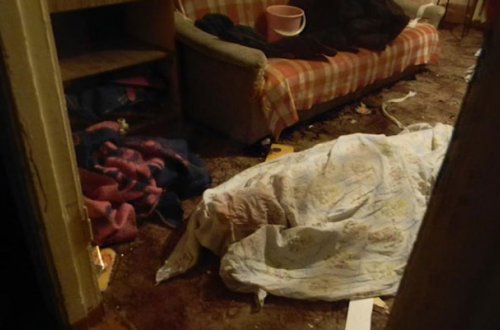 Dəm qazından öldüyü deyilən bacılar qətlə yetirilibmiş - Zorakılıqla