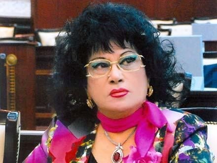 Müharibə etməliyik - Zeynəb Xanlarova