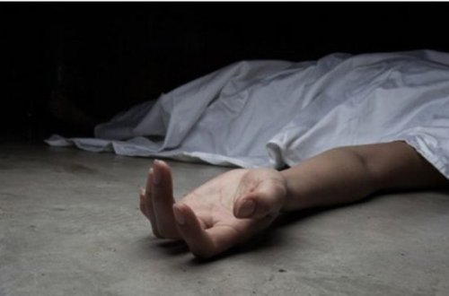 Bakıda qadın özünü yandırdı