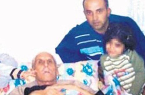 Arvadını bıçaqlayan ər: 