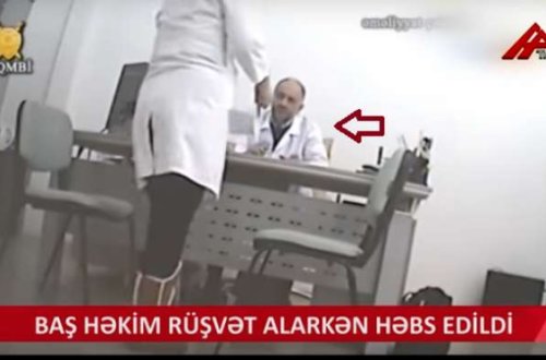 Baş Səhiyyə İdarəsinin Şəhər Narkoloji Dispanserinin baş həkimi  rüşvət alarkən belə həbs edildi - VİDEO