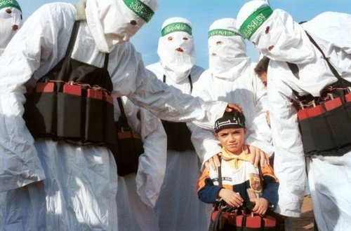 15 yaşlı kamikadzenin son məktubu: “Cənnətdə 72 hüri ilə evlənəcəm”