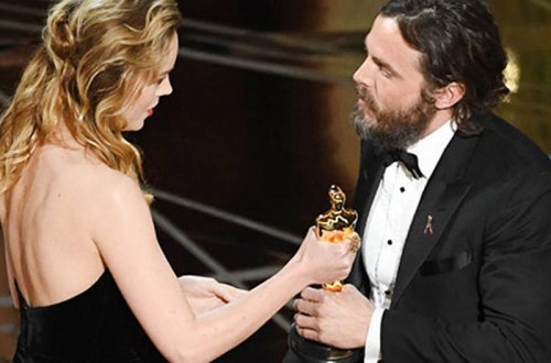 İki qadını zorlayan şəxs 