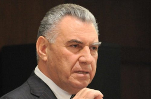 Əli Həsənovdan müraciət: 