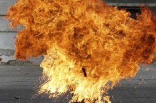 Maştağada 26 yaşlı oğlan özünü yandırdı