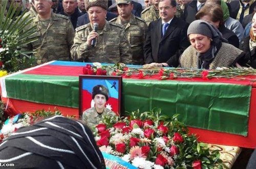 19 yaşlı əsgərimiz şəhid oldu + DƏFNDƏN FOTOLAR