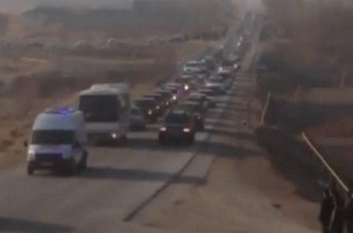 Şəhidin dəfnində izdiham yaşandı - 500-dən çox avtomobil - VİDEO